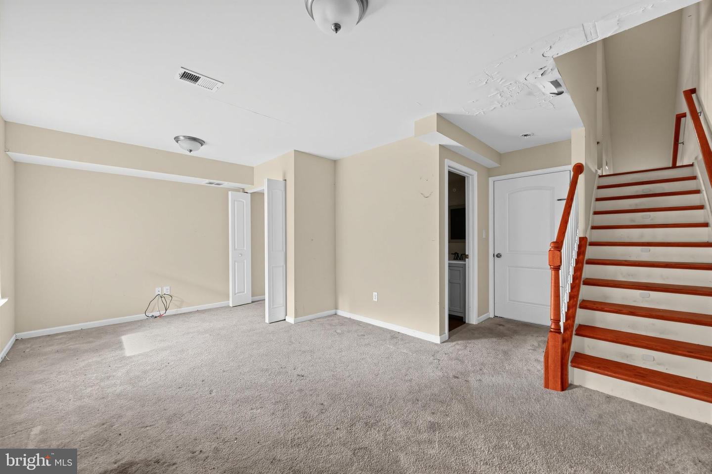 523 Jacobsen Dr #87 Property Photo 33