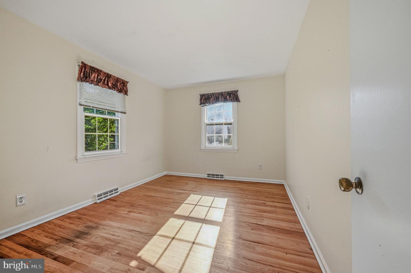 303 Spalding Rd Property Photo 9