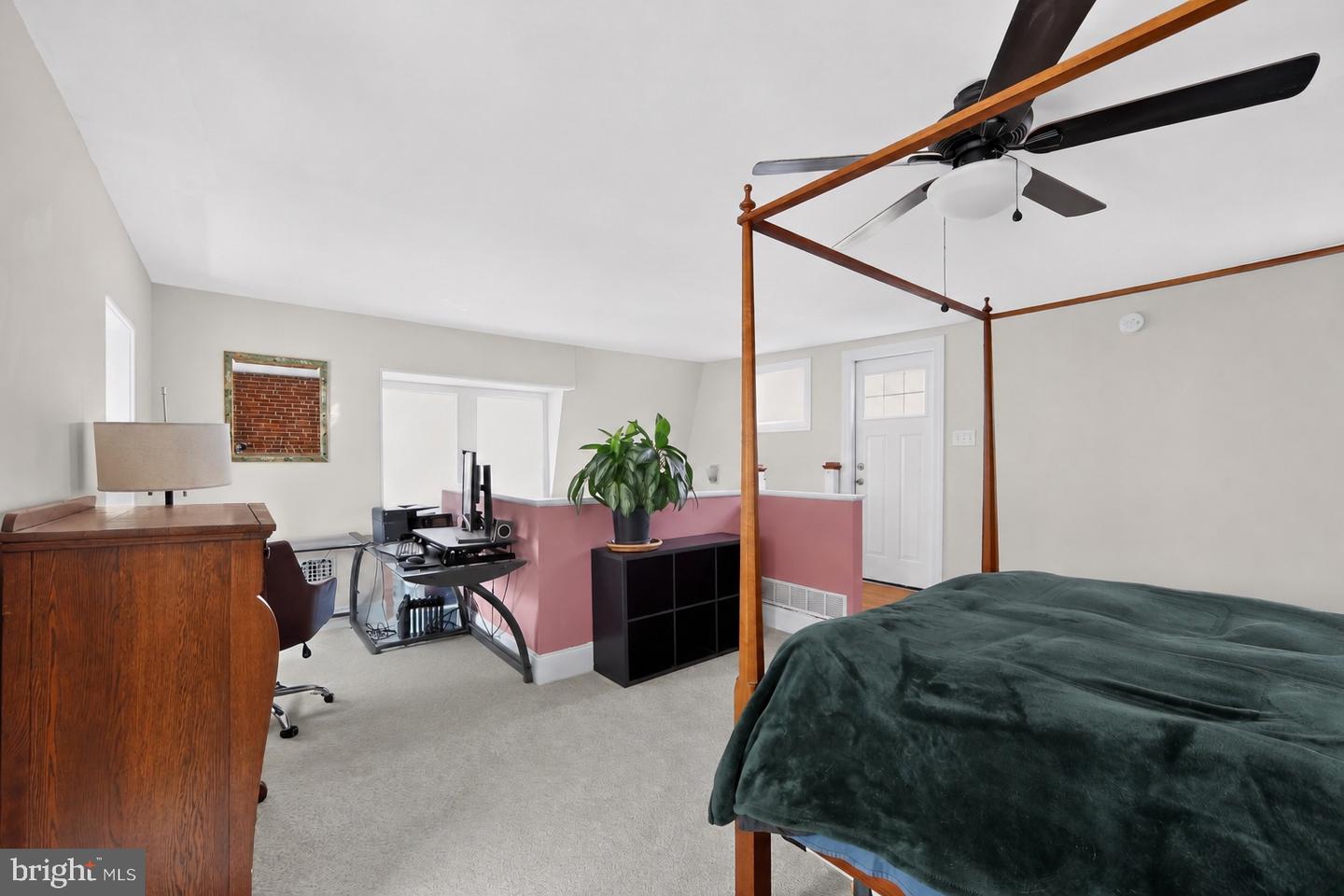 826 N Van Buren St Property Photo 33
