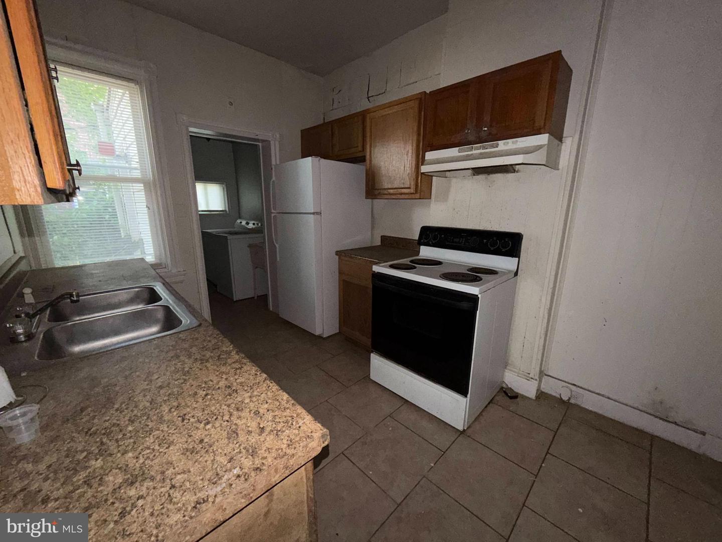 2517 N Market St Property Photo 6