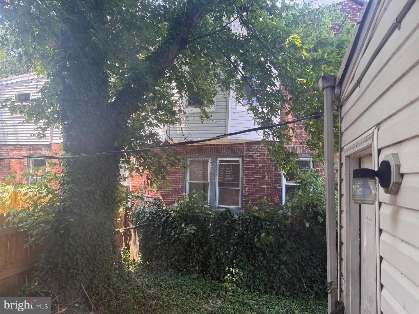 2517 N Market St Property Photo 16