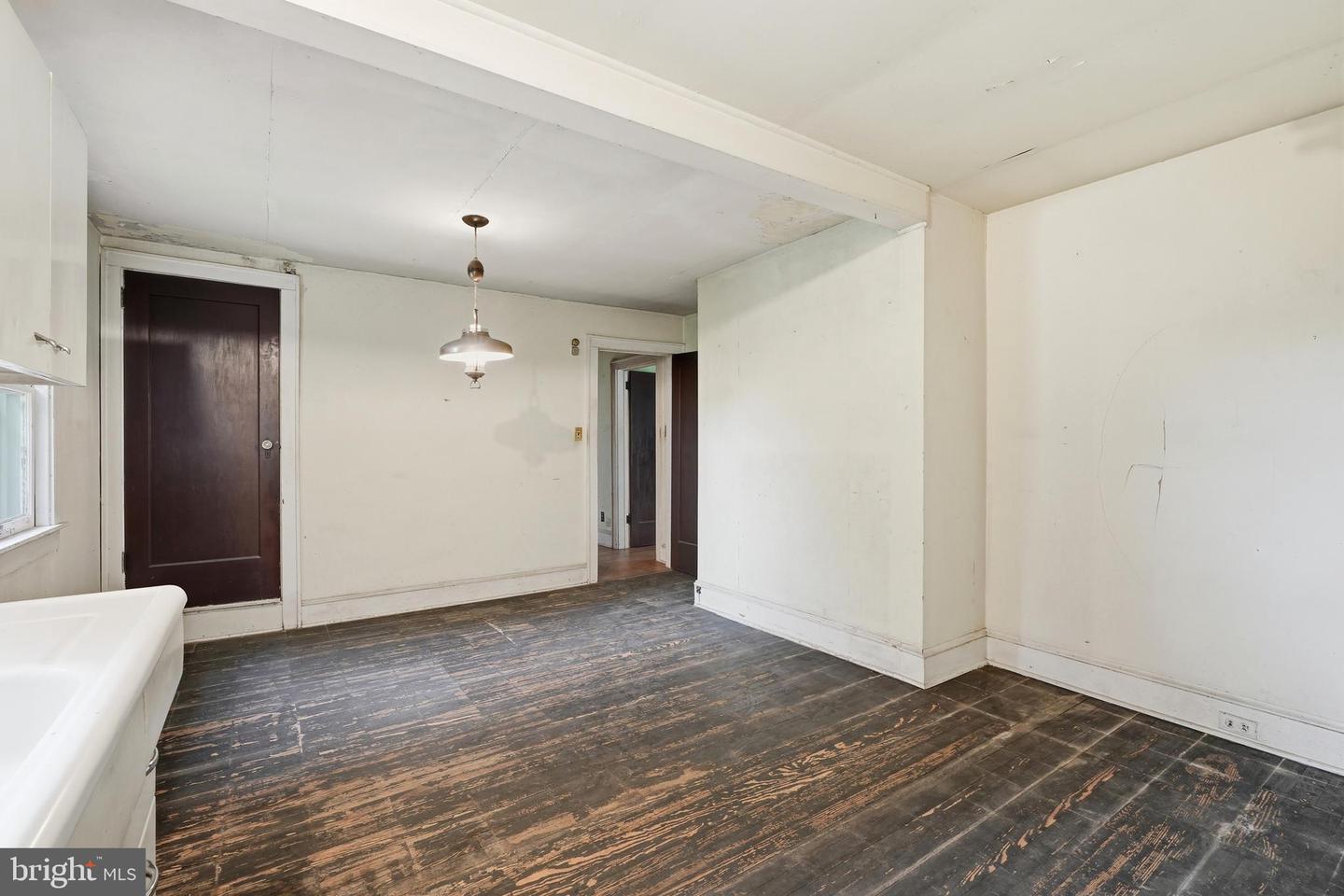 117 Main St Property Photo 17