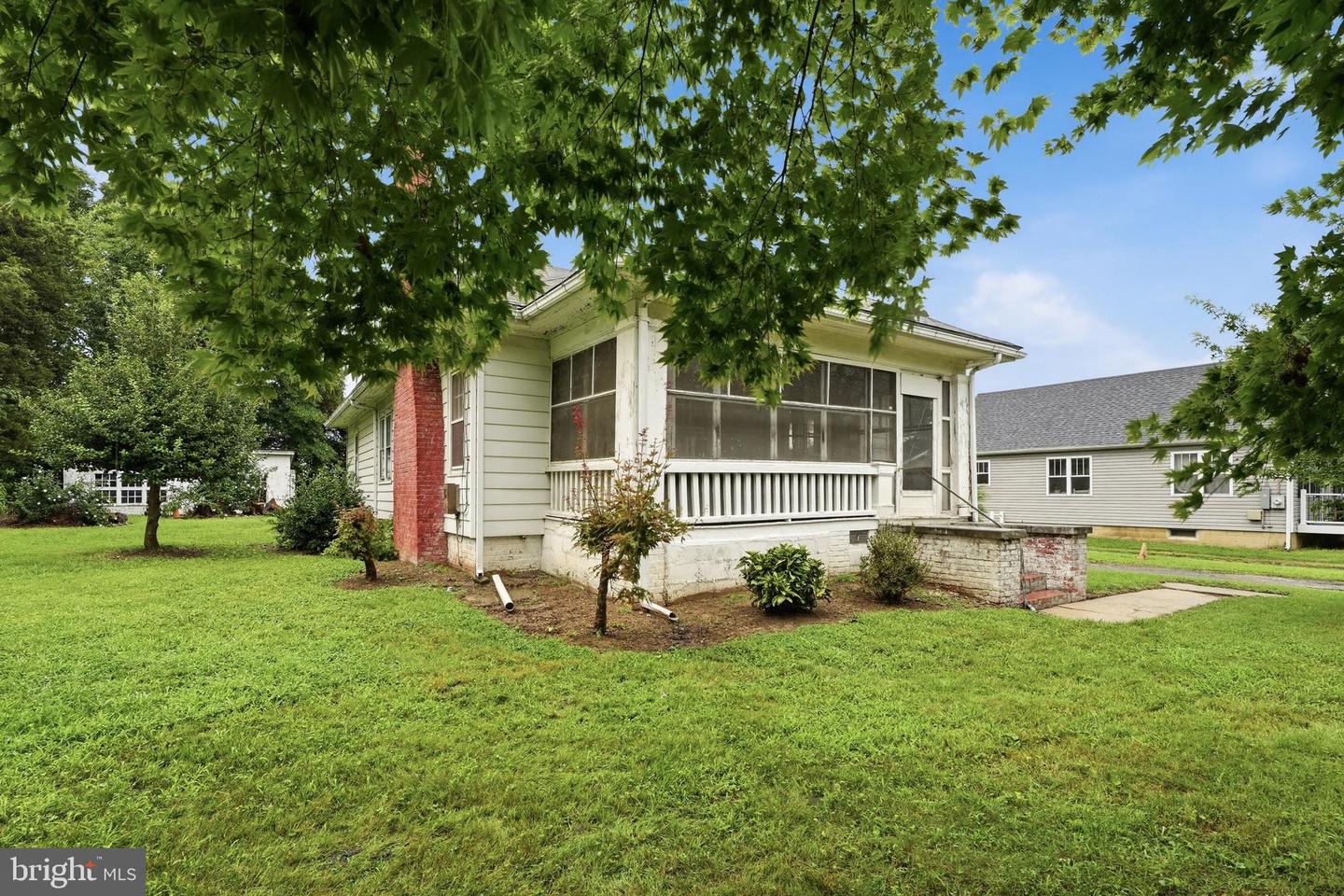 117 Main St Property Photo 43