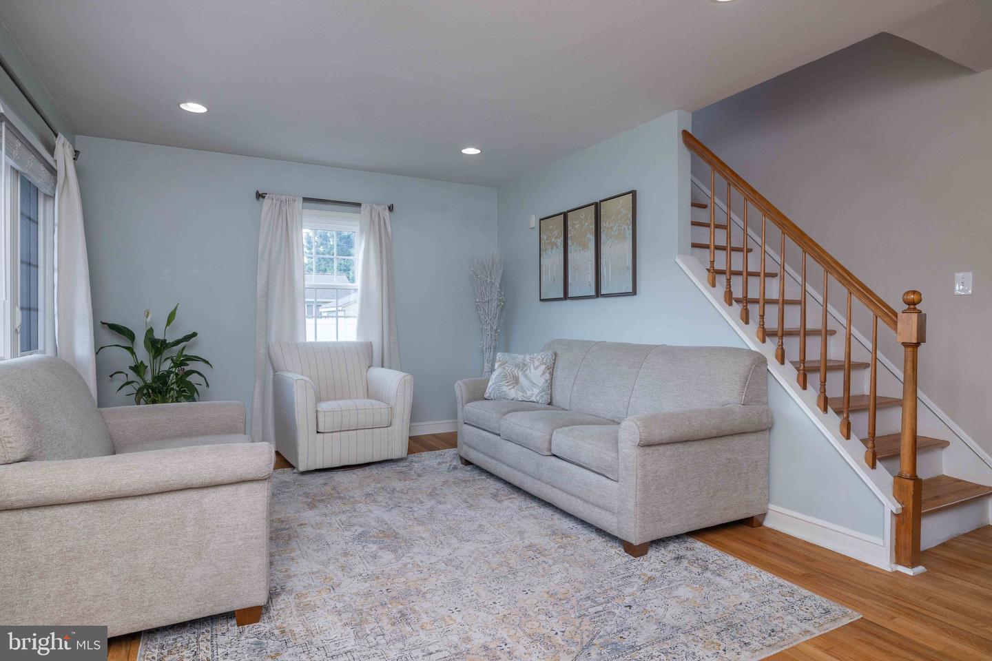 301 Binstead Property Photo 6