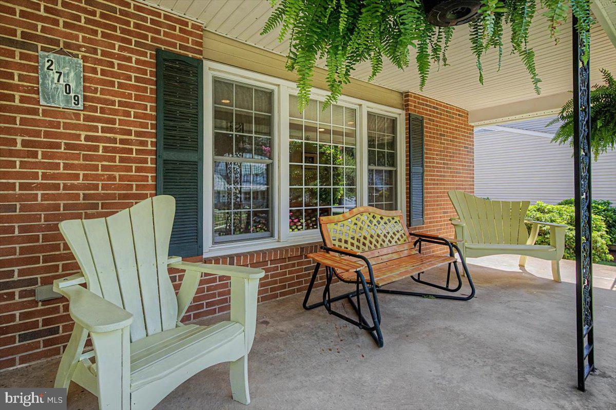 2709 Bodine Dr Property Photo 4