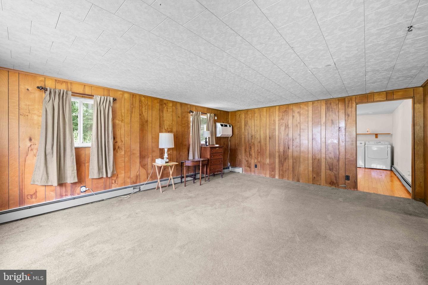 951 Barksdale Rd Property Photo 3