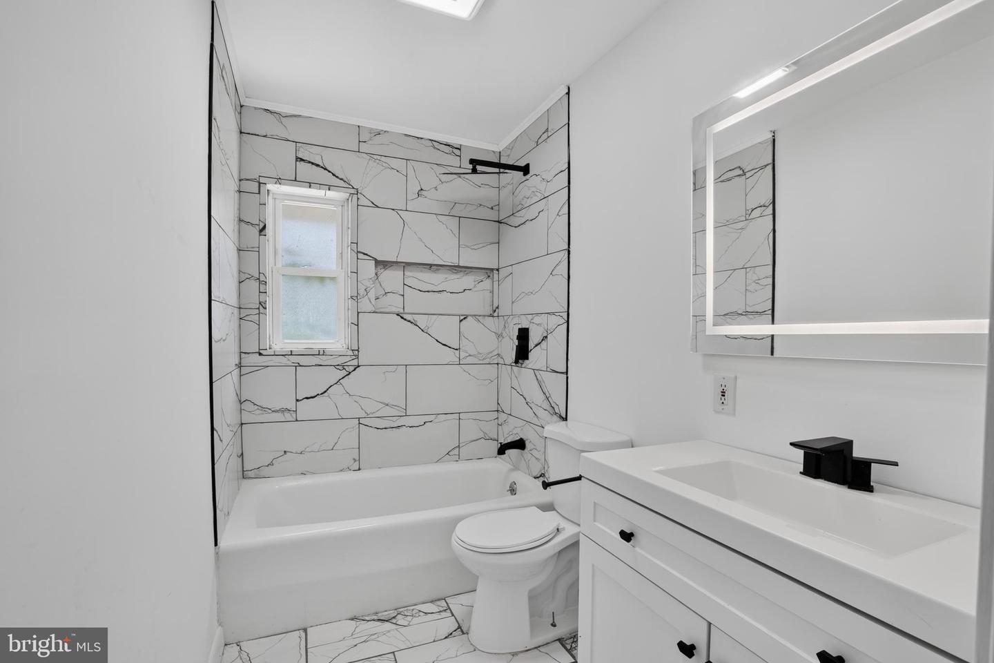 1200 Montgomery Rd Property Photo 9