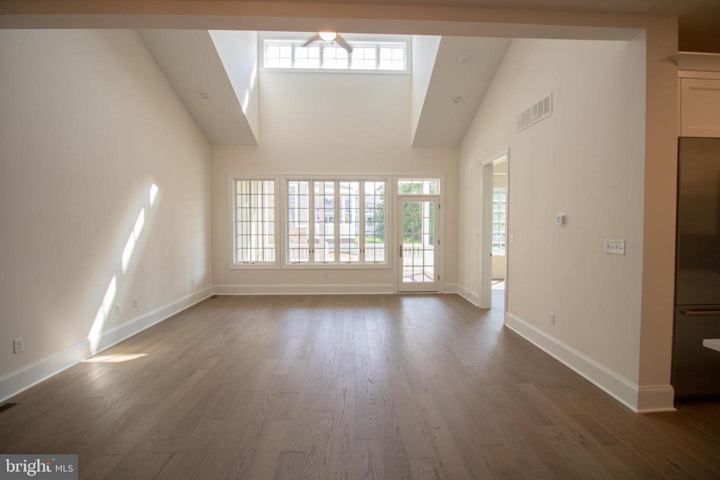 1309 Coulee Way Property Photo 3