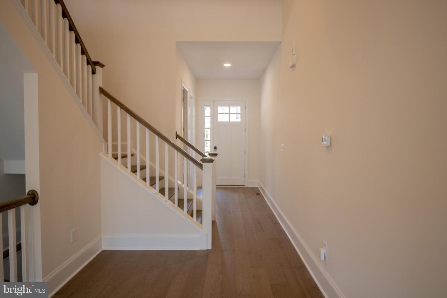 1309 Coulee Way Property Photo 4