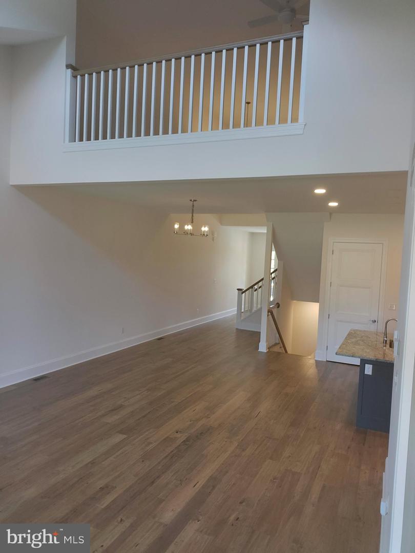 1309 Coulee Way Property Photo 10