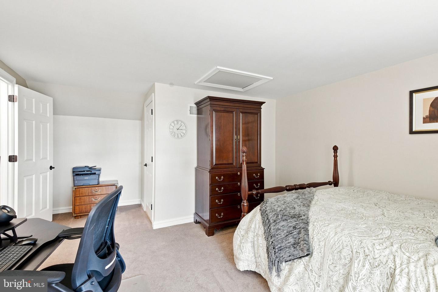 1125 N Broom St Property Photo 22