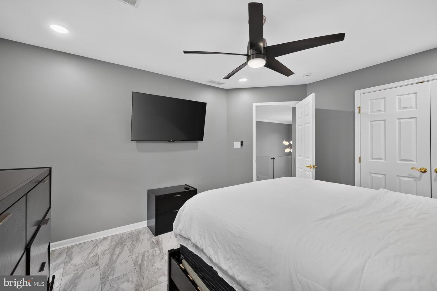 810 Athea Way Property Photo 42