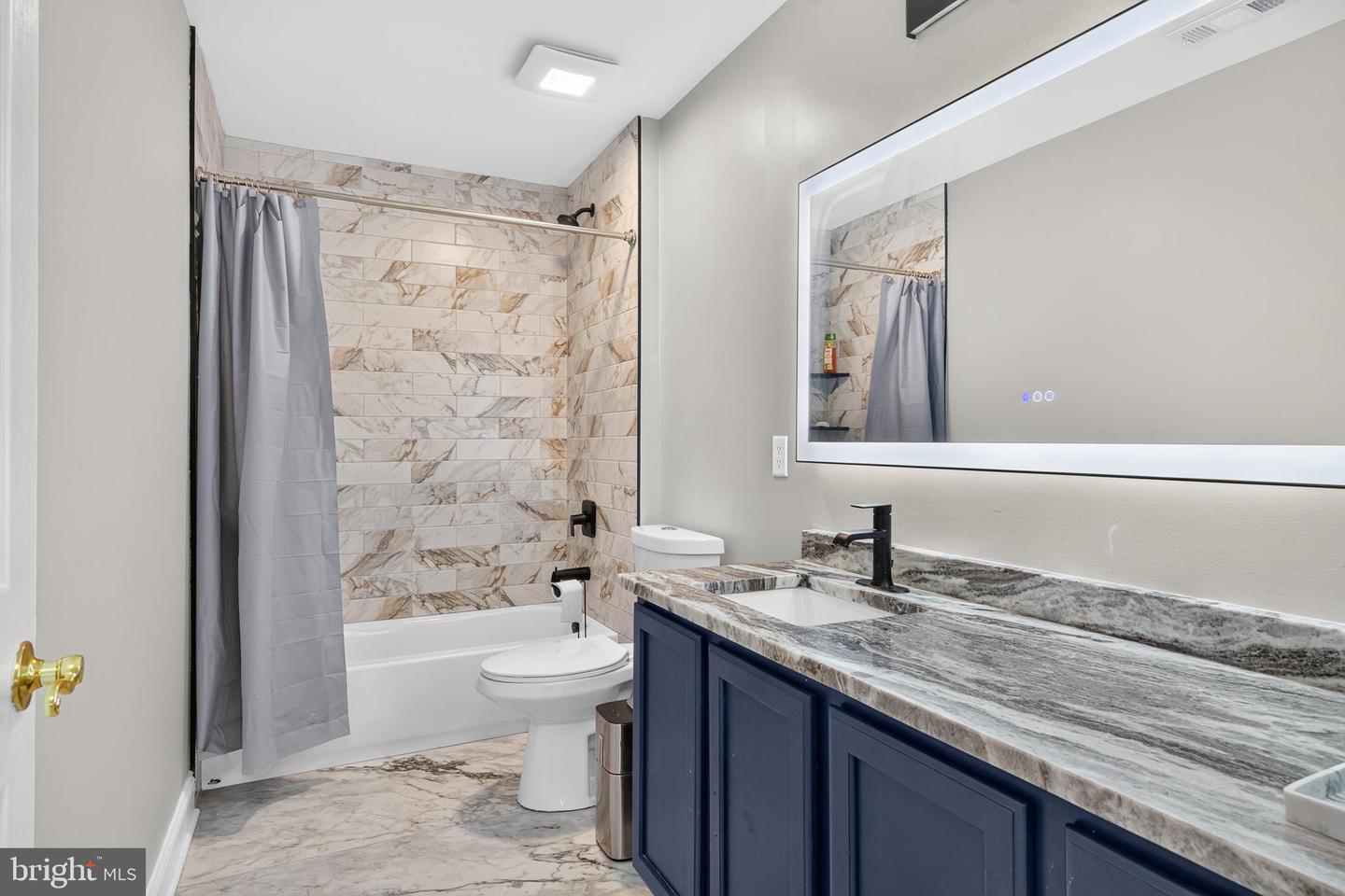 810 Athea Way Property Photo 46