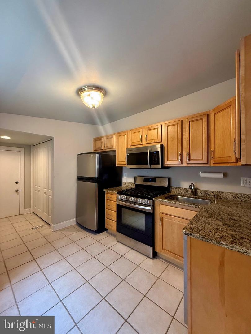 1810 N Union St Property Photo 11