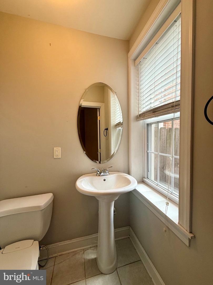 1810 N Union St Property Photo 14