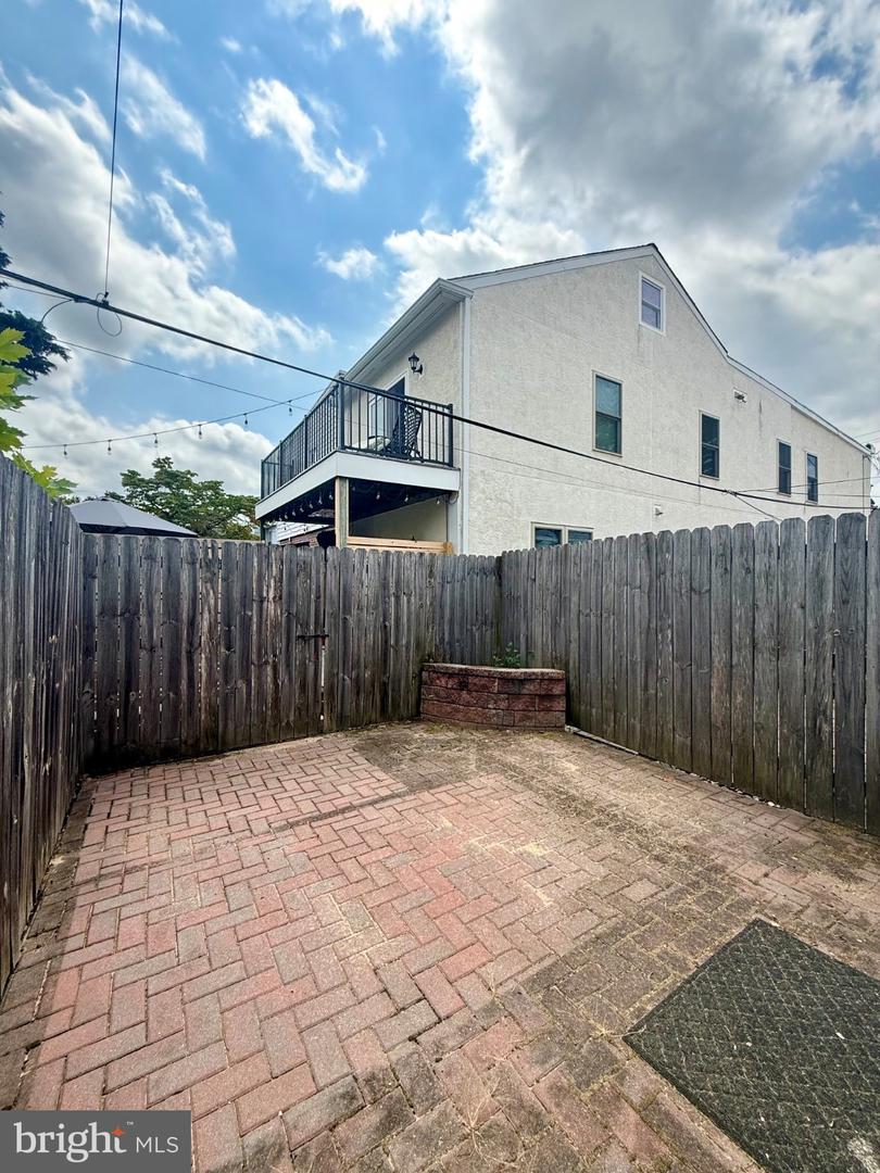 1810 N Union St Property Photo 26