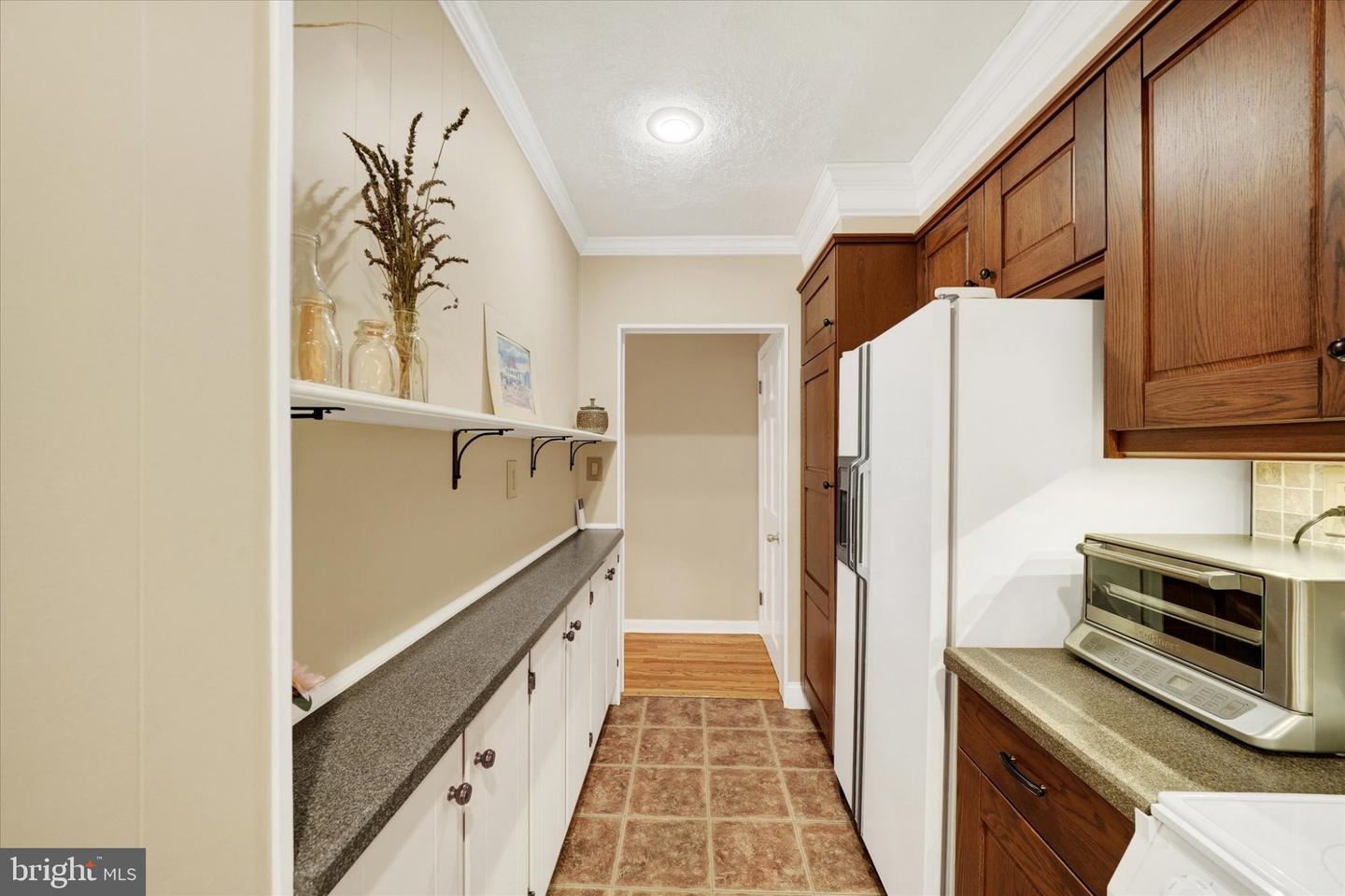 704 Dorcaster Dr Property Photo 13