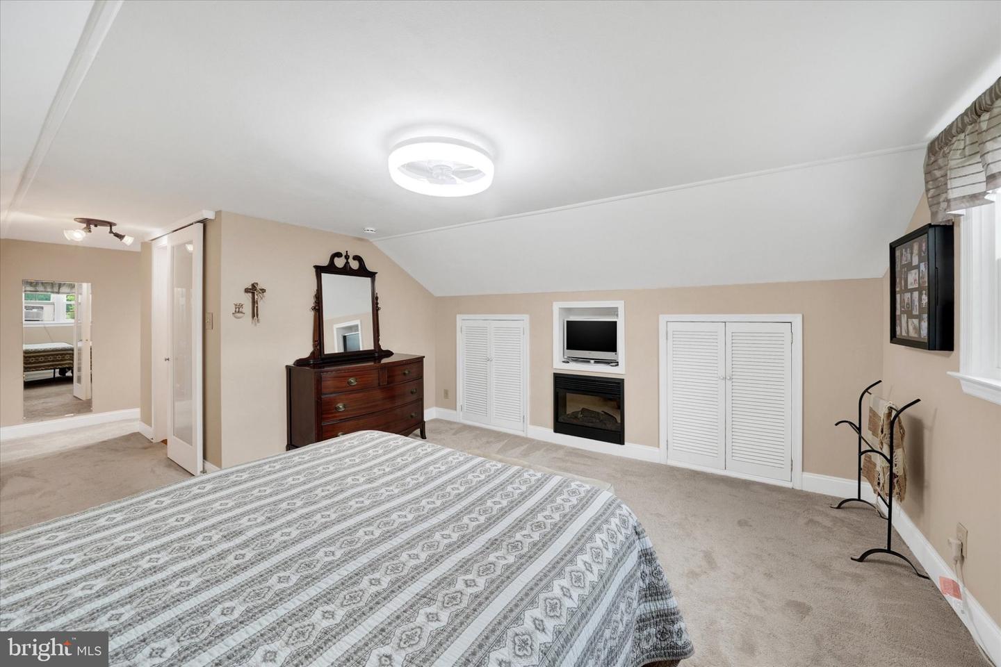 704 Dorcaster Dr Property Photo 27