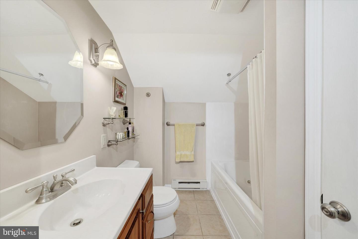 704 Dorcaster Dr Property Photo 29
