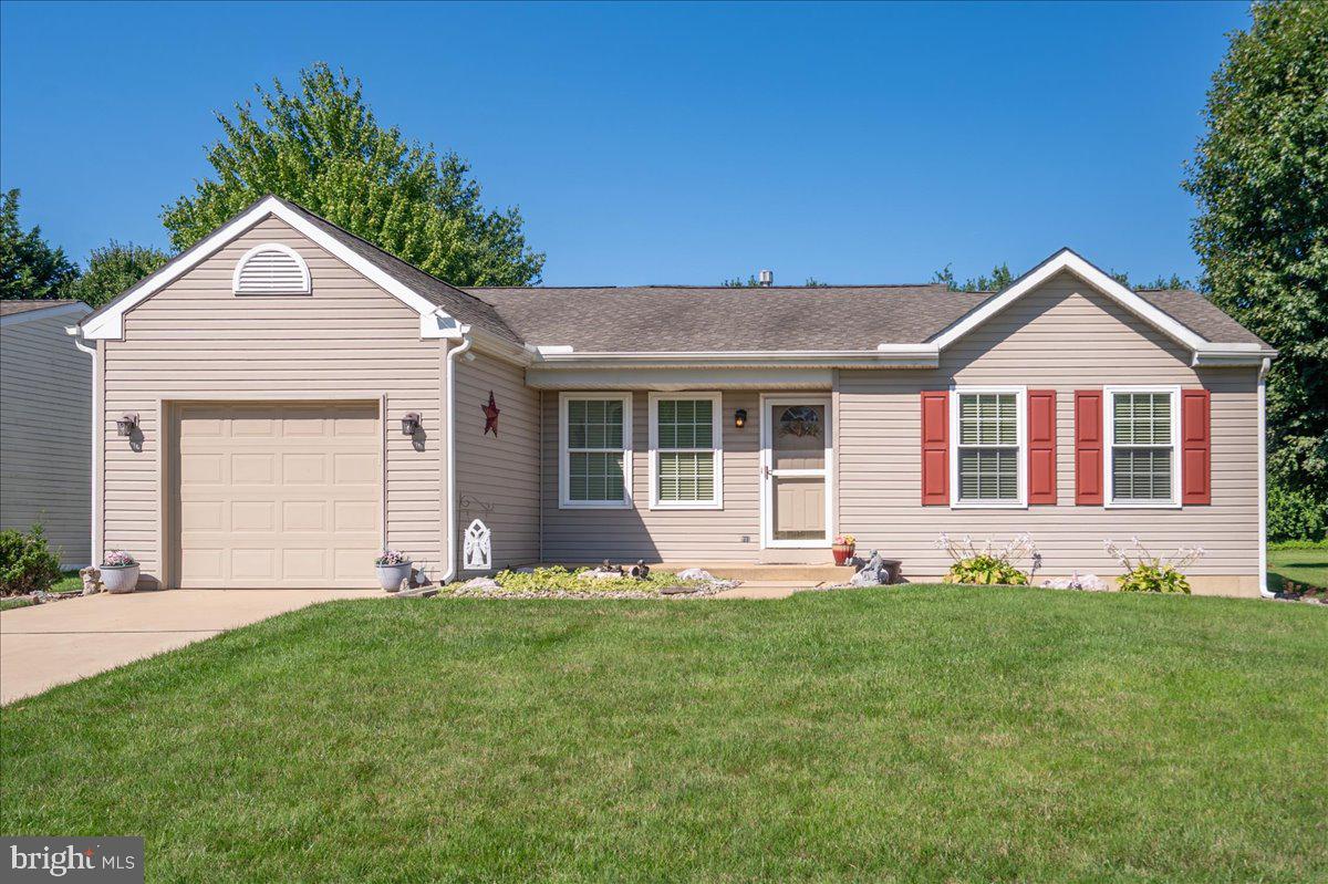 28 DASHER AVE