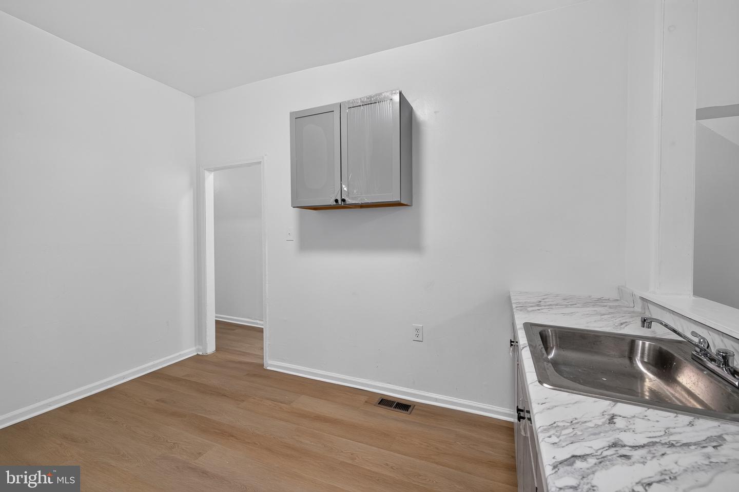 812 N Monroe St Property Photo 7