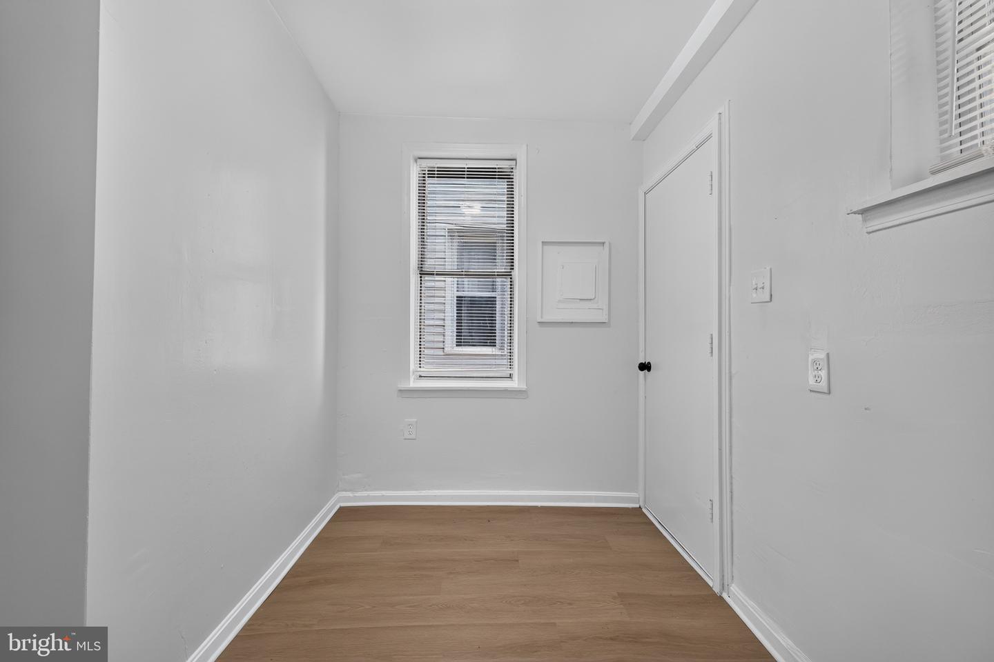 812 N Monroe St Property Photo 28