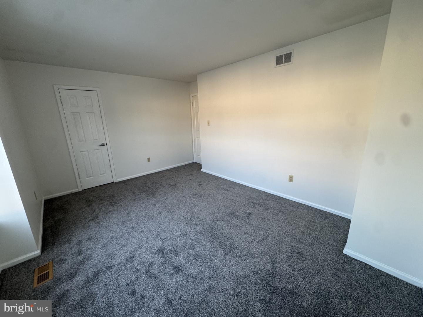5 Revere Pl Property Photo 27