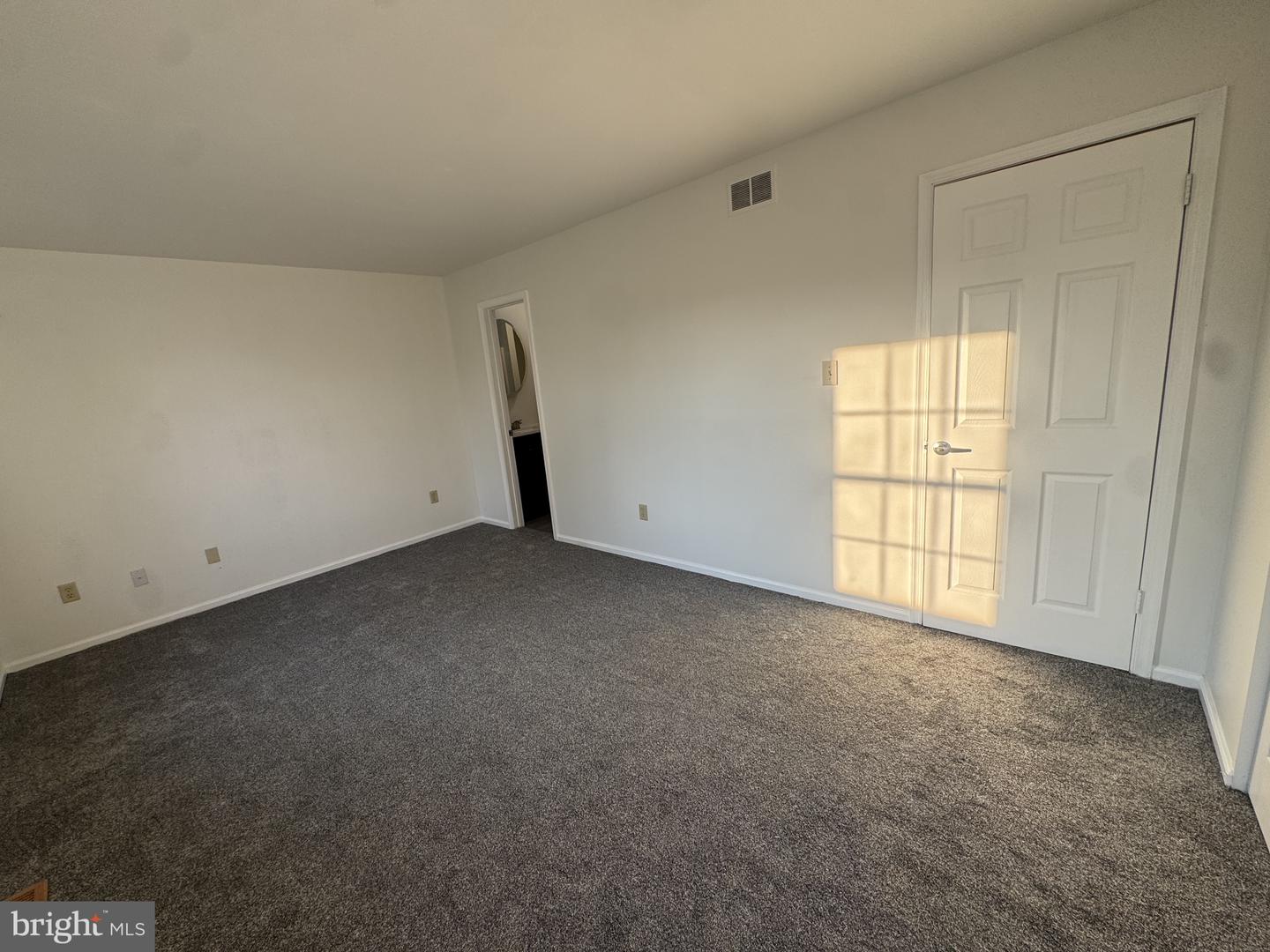 5 Revere Pl Property Photo 37