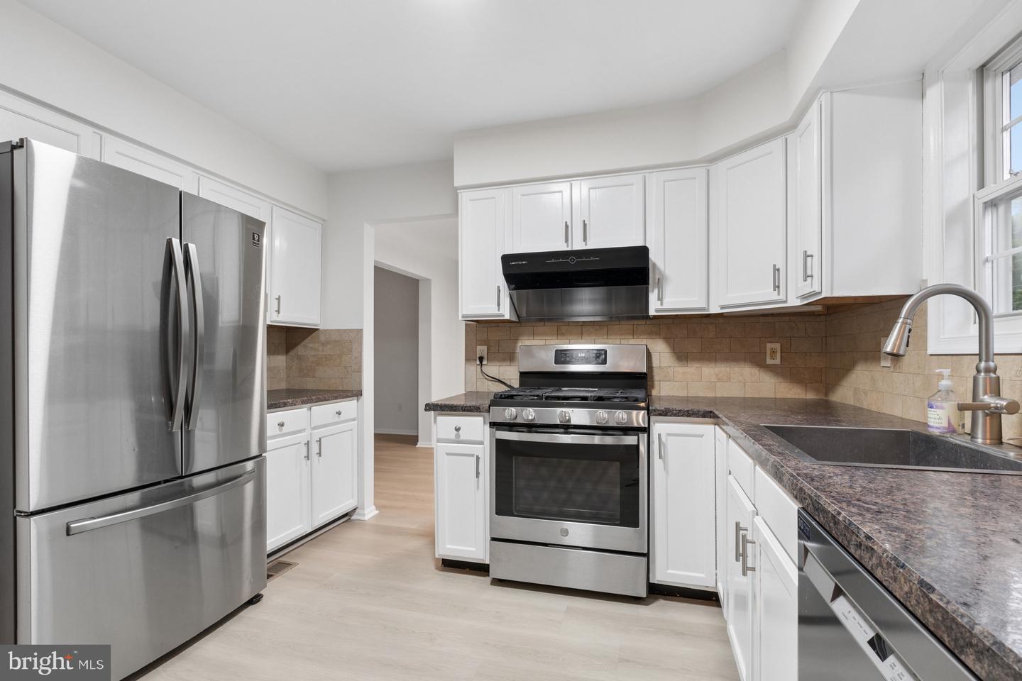 10 Bastille Loop Property Photo 10