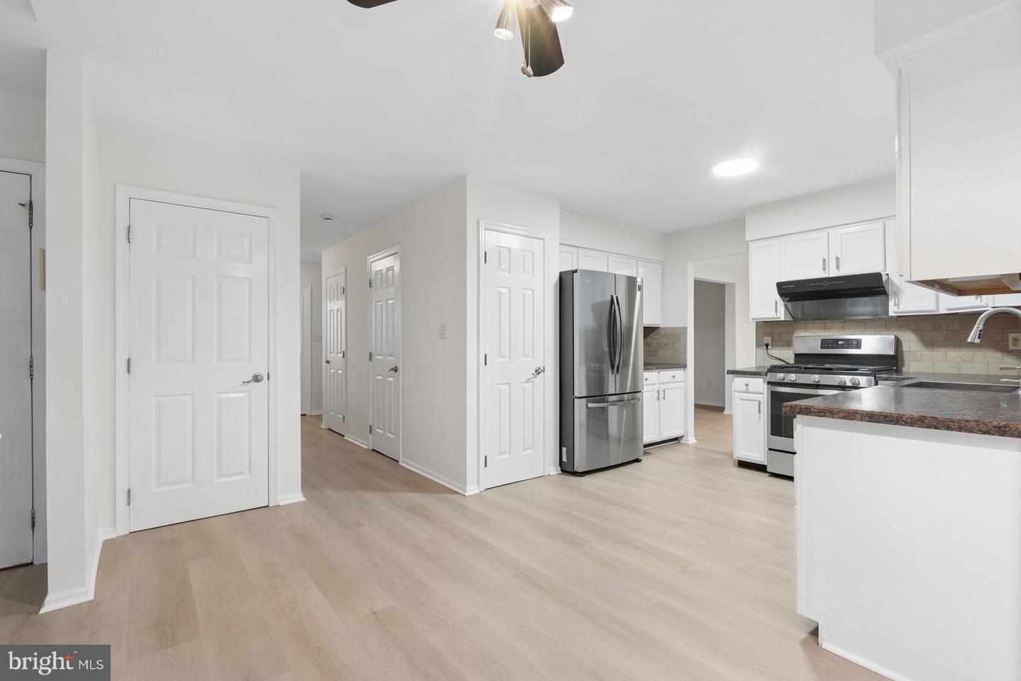 10 Bastille Loop Property Photo 15
