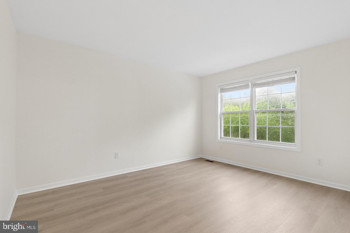 10 Bastille Loop Property Photo 33