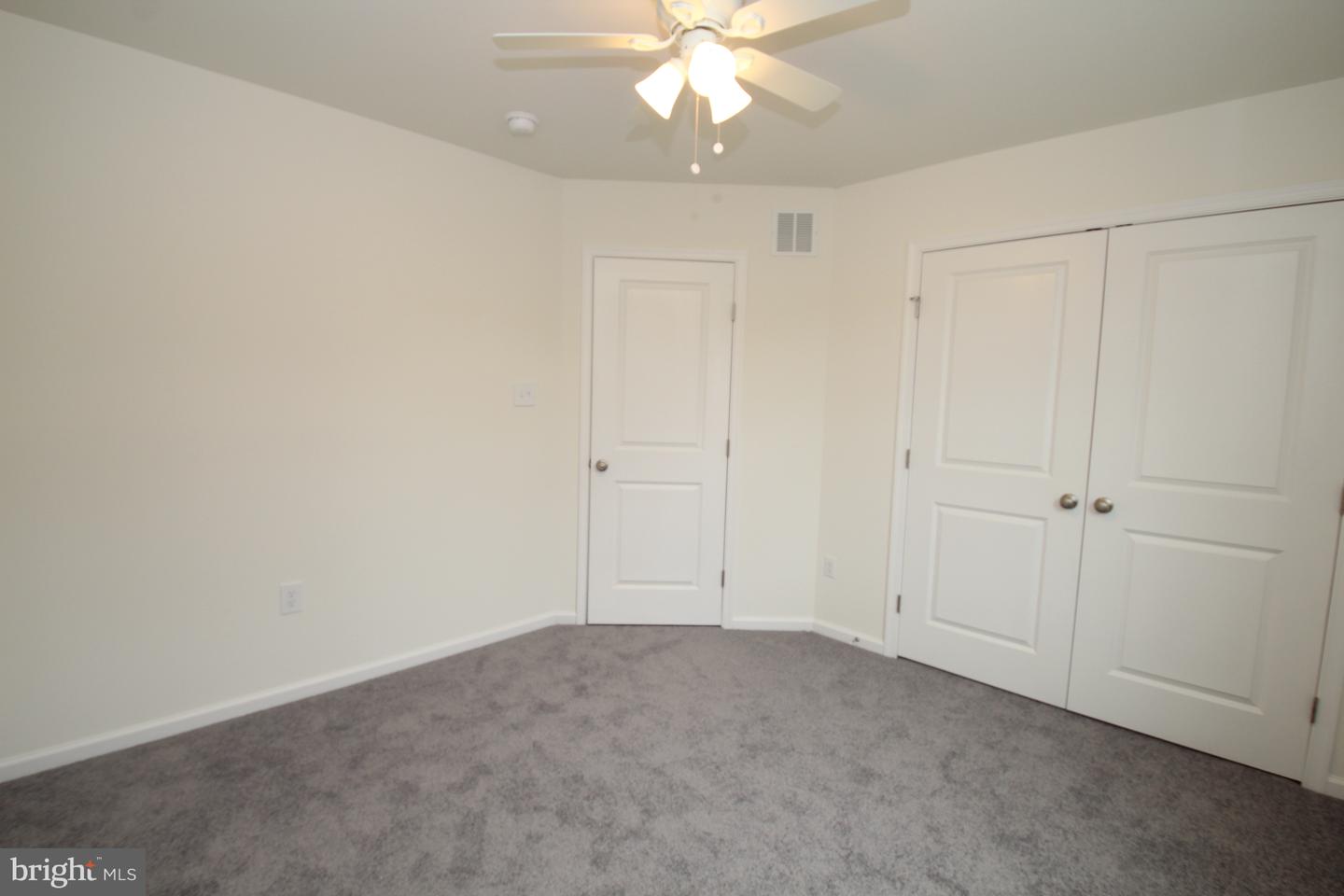 5 Buttonwood Ave Property Photo 24