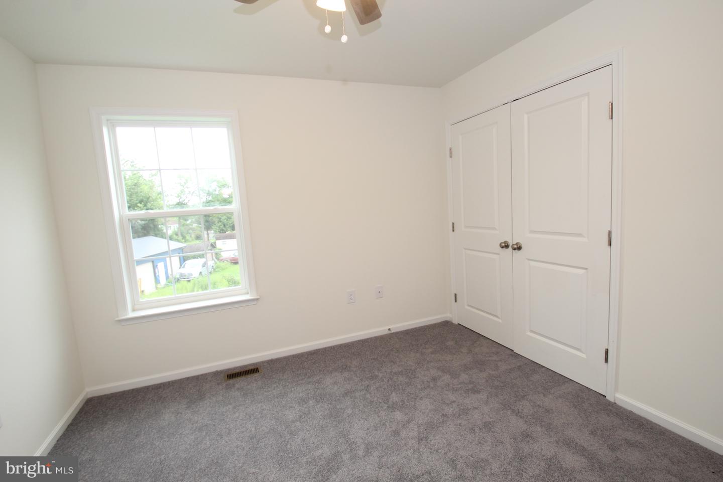 5 Buttonwood Ave Property Photo 26