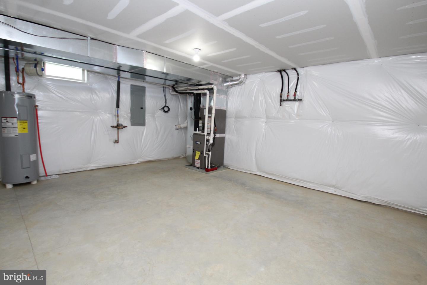 5 Buttonwood Ave Property Photo 28