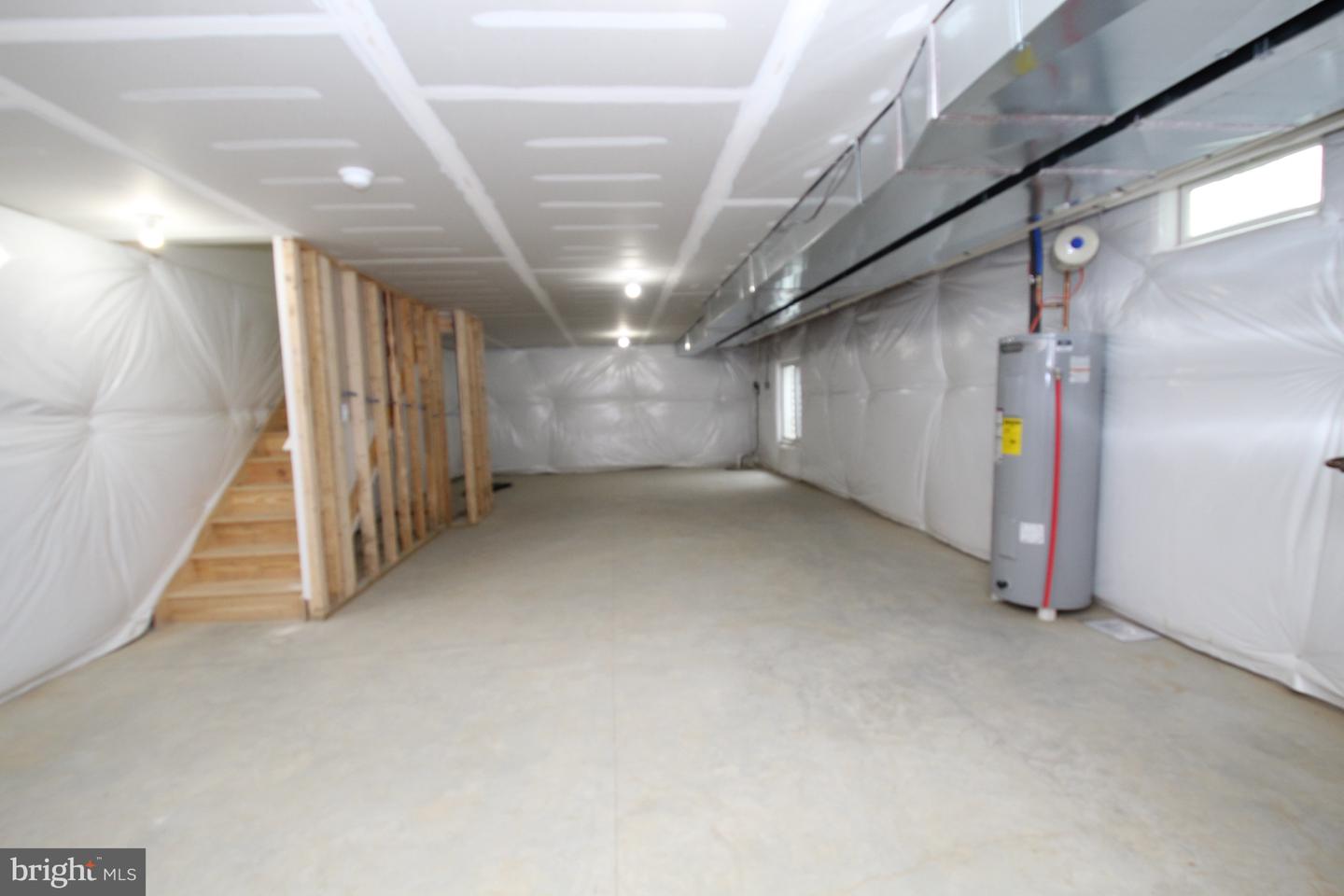 5 Buttonwood Ave Property Photo 29