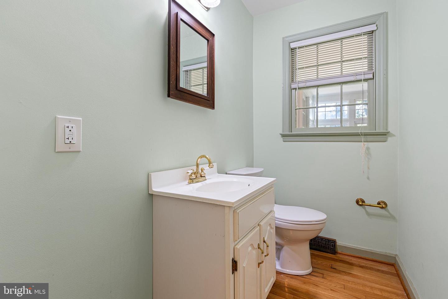 1110 Webster Dr Property Photo 18