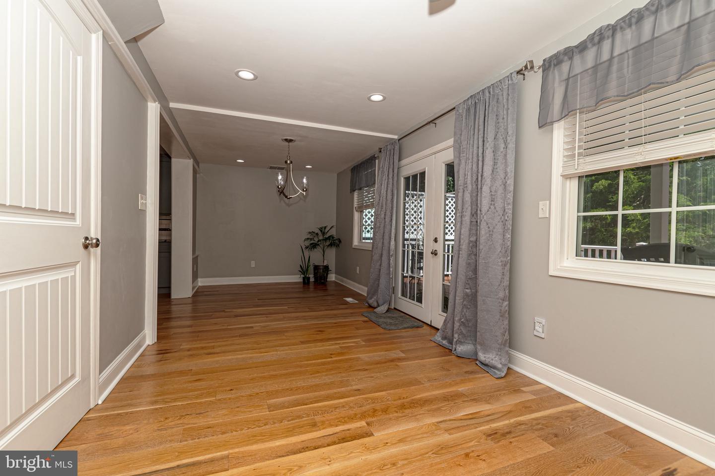 20 Meadow Rd Property Photo 21