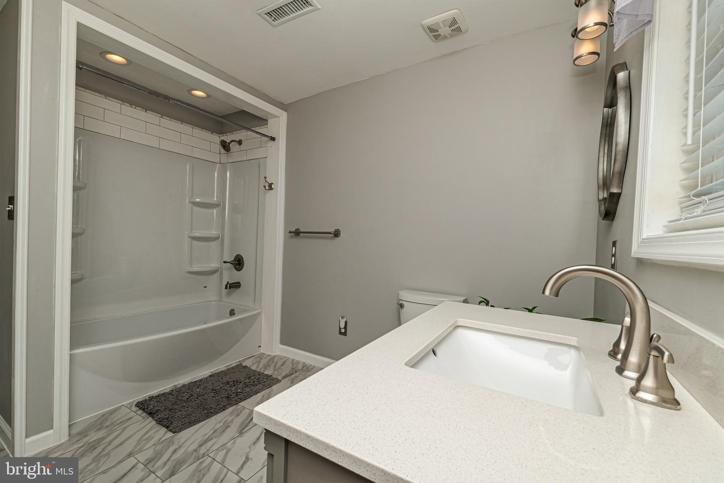 20 Meadow Rd Property Photo 24