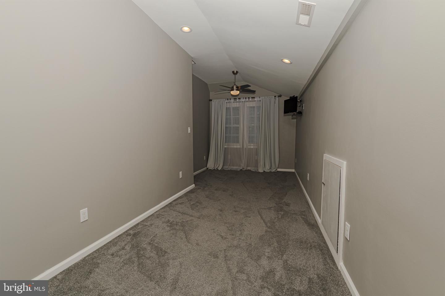 20 Meadow Rd Property Photo 32