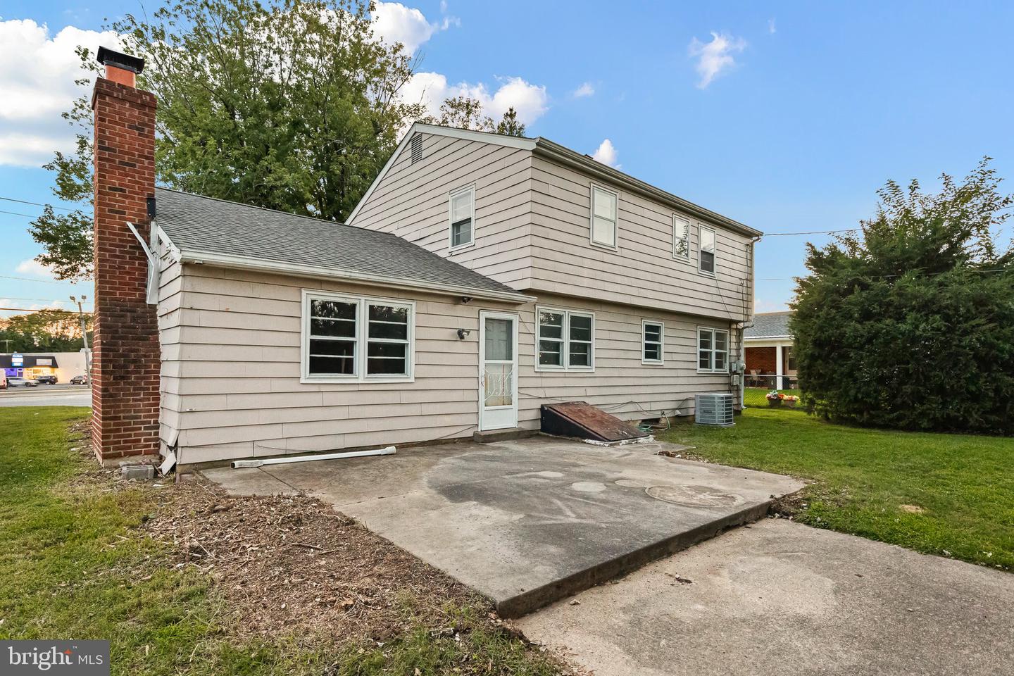 502 E Basin Rd Property Photo 25