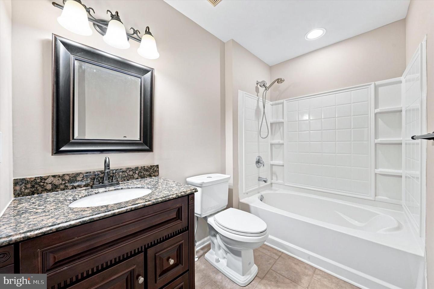 13 Laurel Way Property Photo 31
