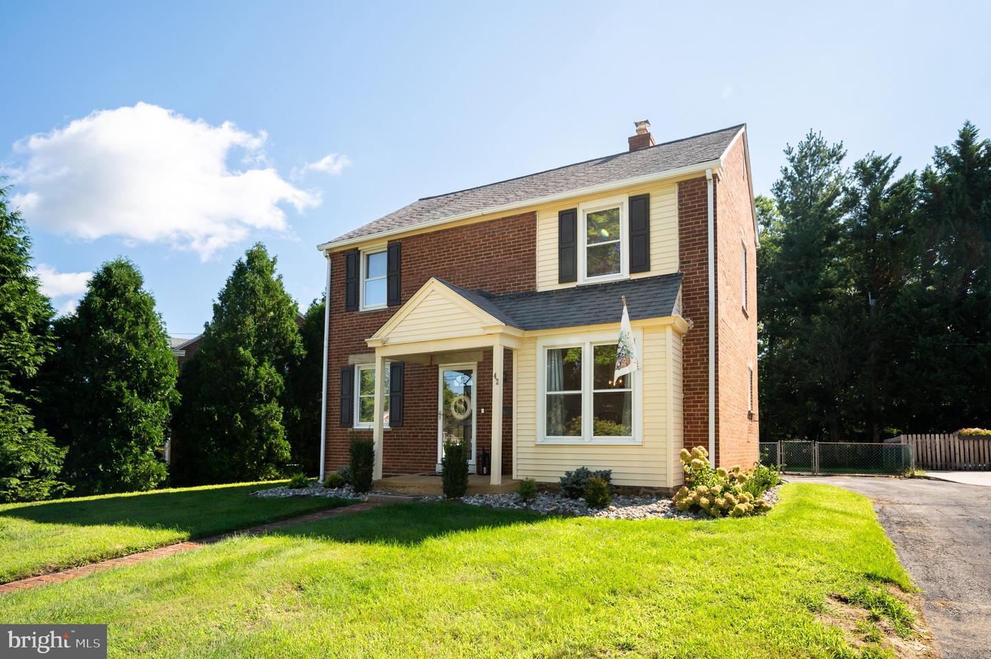 42 HURST RD