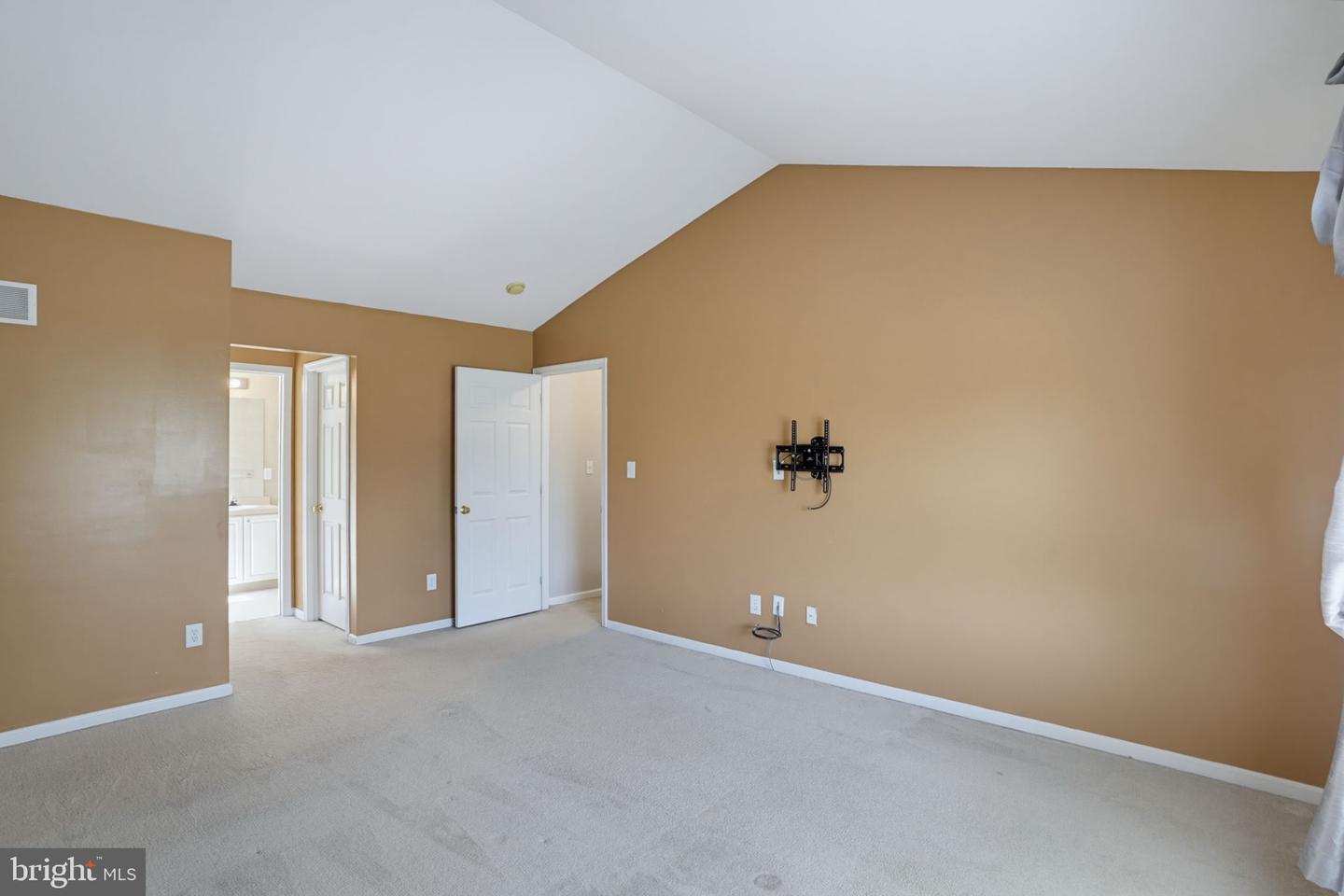 103 Green Meadow Cir Property Photo 27