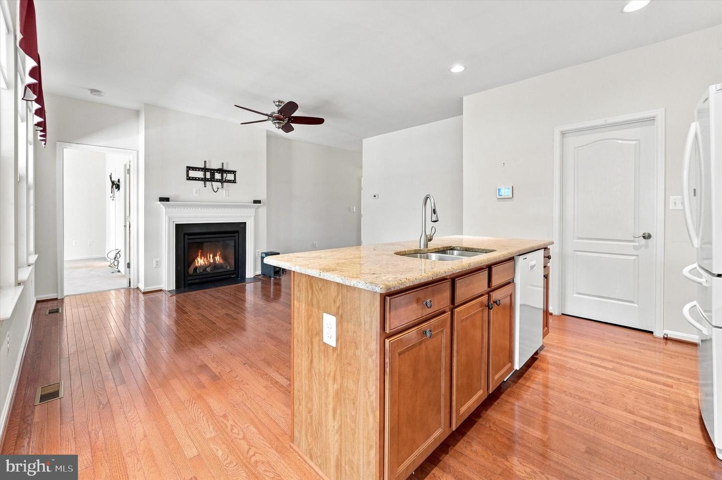 631 Red Maple Rd Property Photo 10