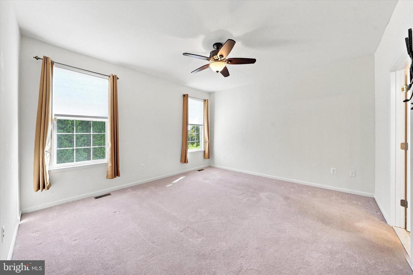 631 Red Maple Rd Property Photo 24