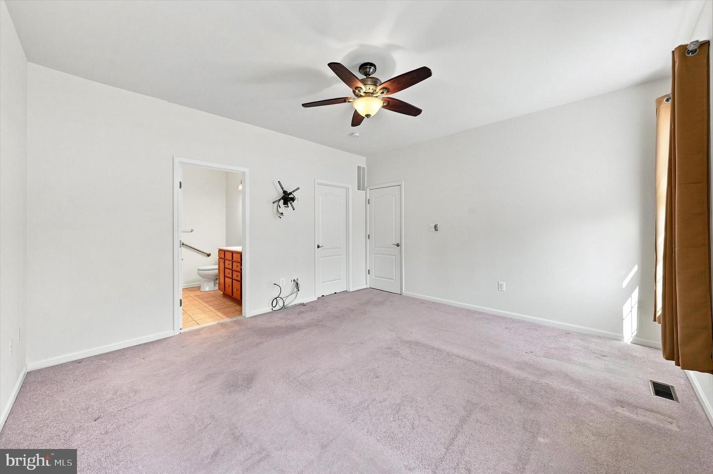 631 Red Maple Rd Property Photo 27