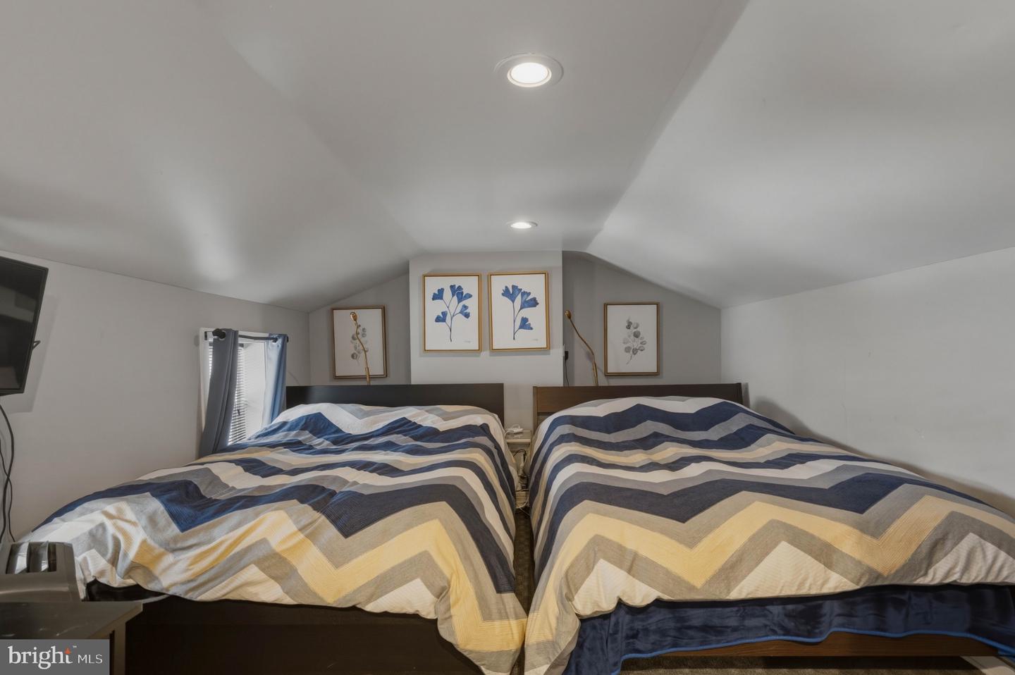 1220 N King St Property Photo 37