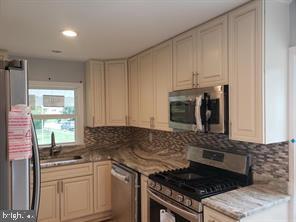 729 Manfield Rd Property Photo 10