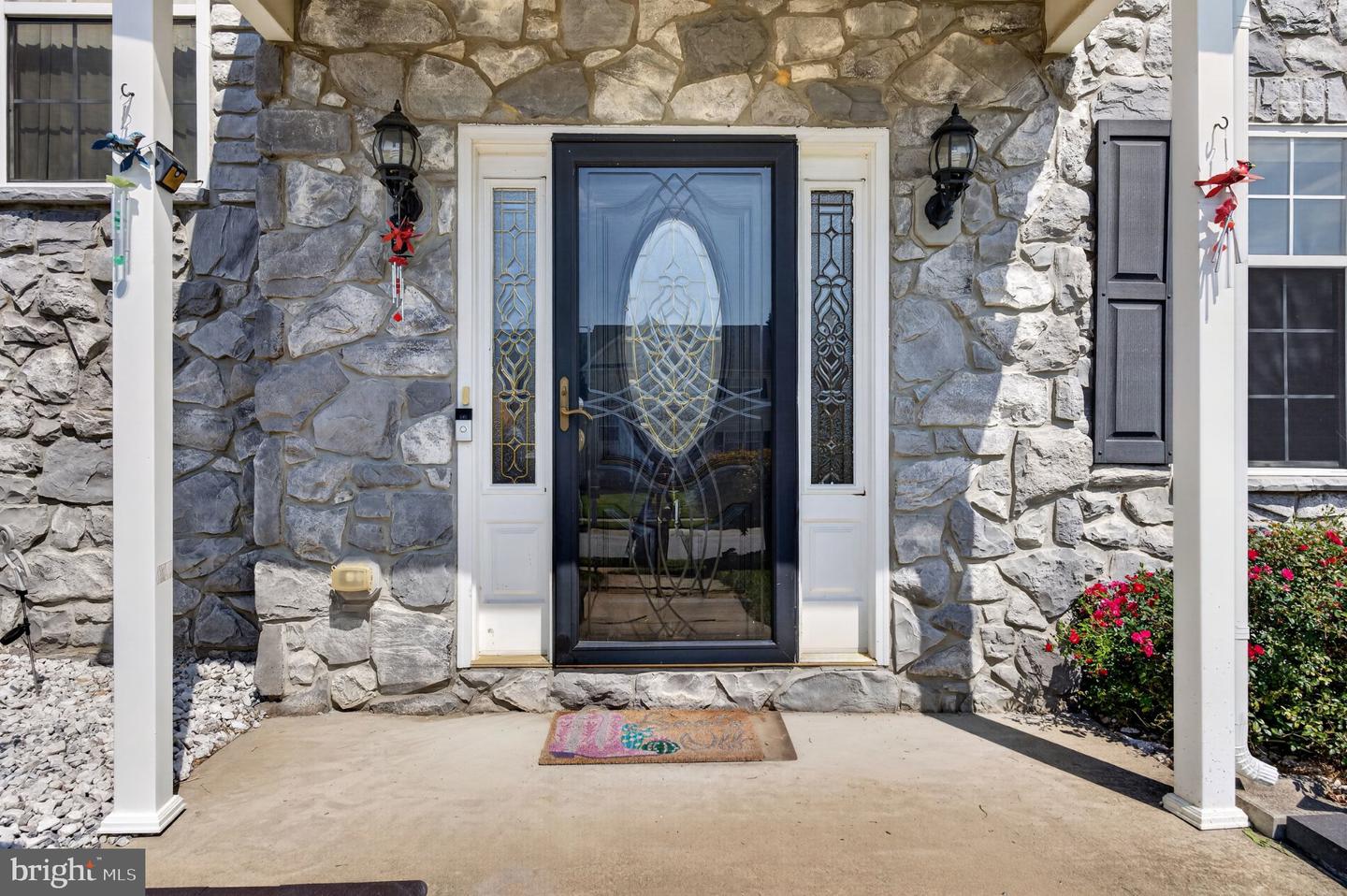 1 Foxfield Ct Property Photo 5