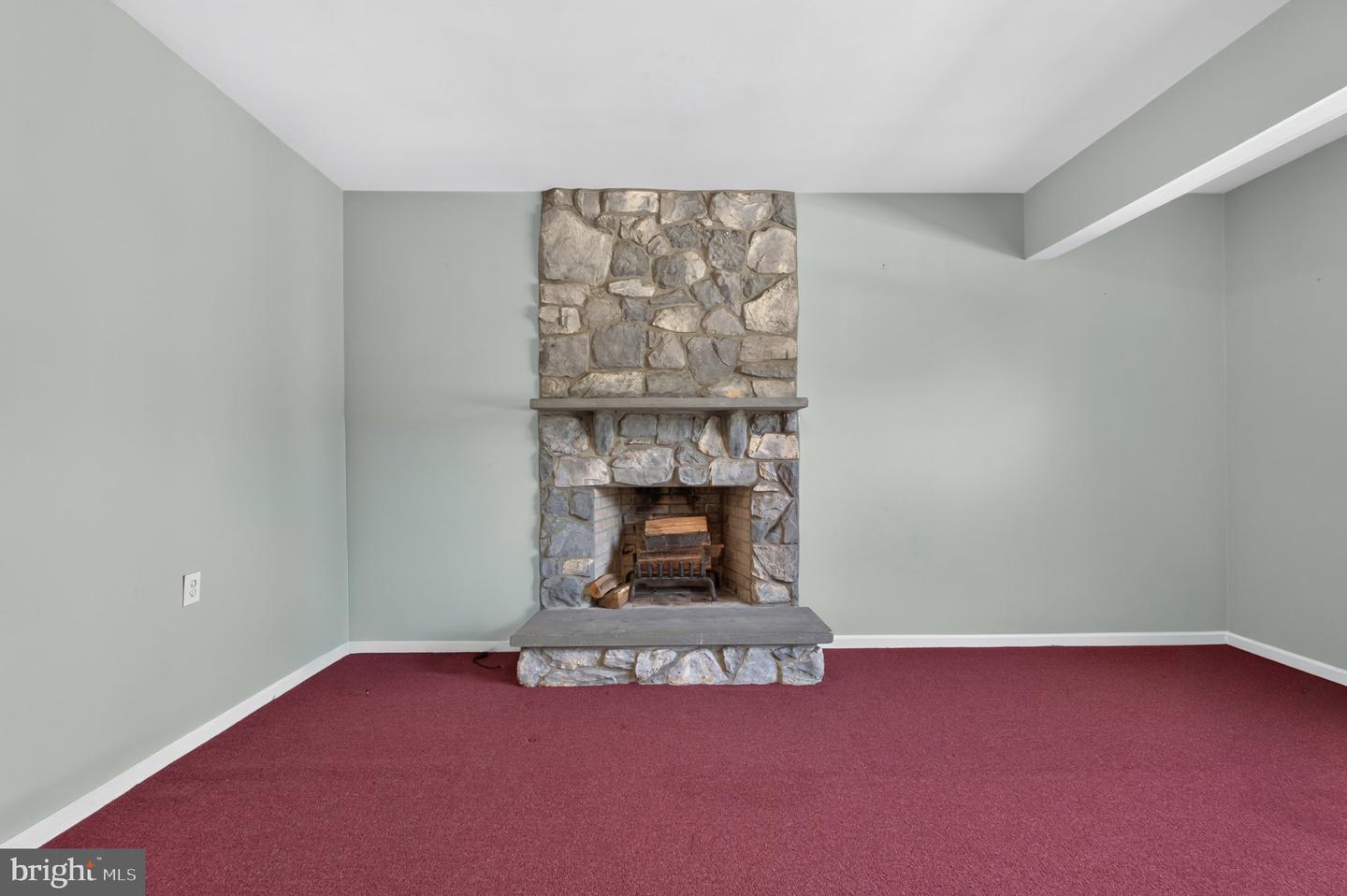 1 Foxfield Ct Property Photo 23